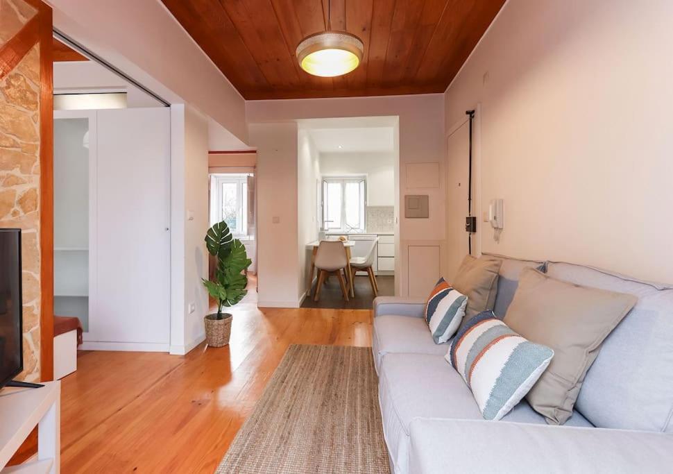 Lejlighed Portucale ! Campo Ourique Design W/ Balcony *