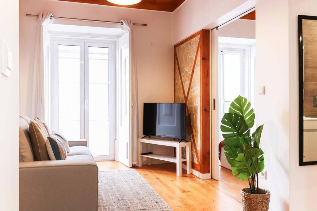 Lejlighed Portucale ! Campo Ourique Design W/ Balcony