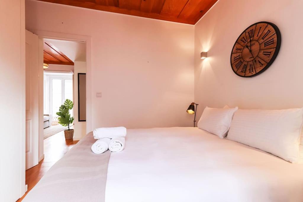 Portucale ! Campo Ourique Design W/ Balcony Lejlighed