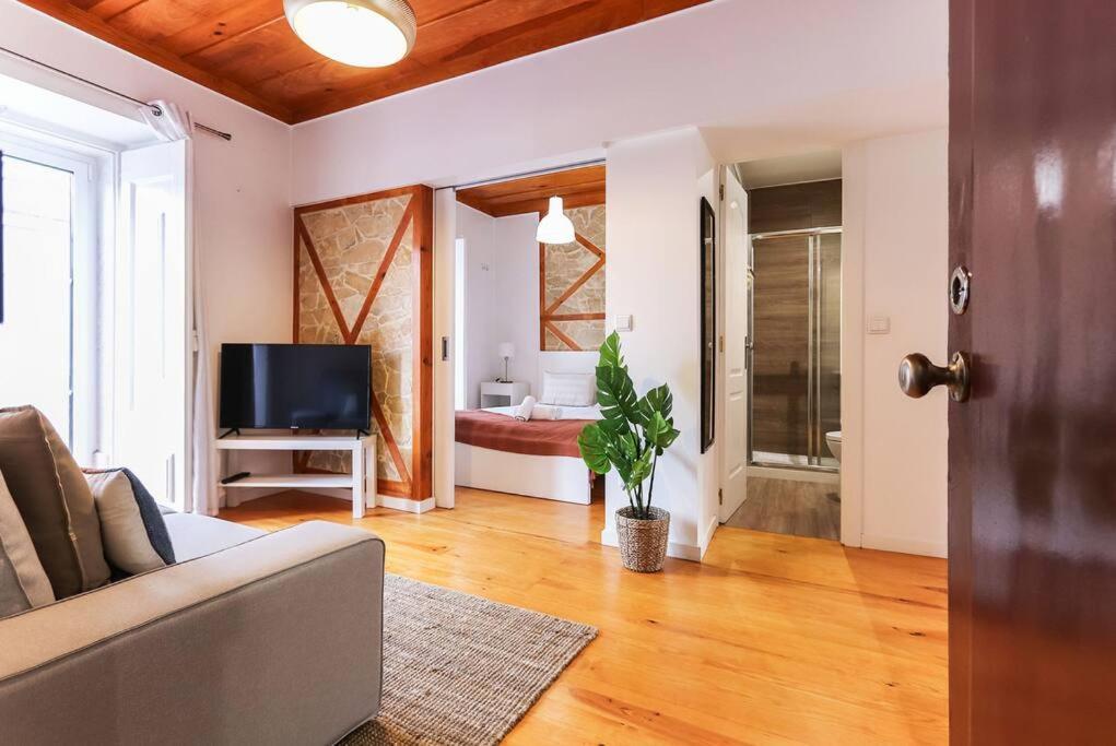 Portucale ! Campo Ourique Design W/ Balcony Apartamento